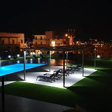 Nina * Chania (Crete)