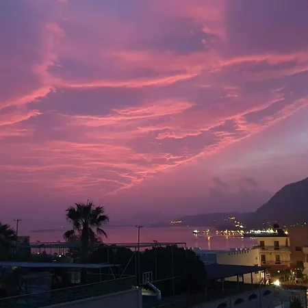 Nina Chania (Crete)