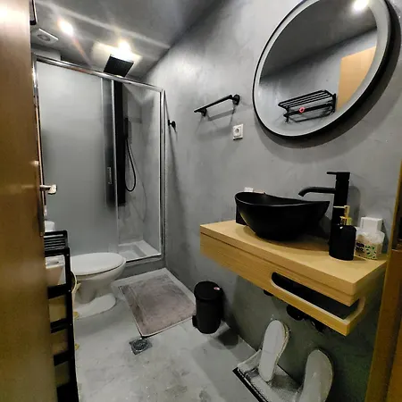 Nina Apartment